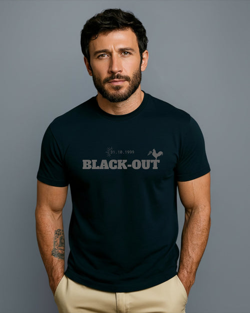 T-shirt - Black-Out