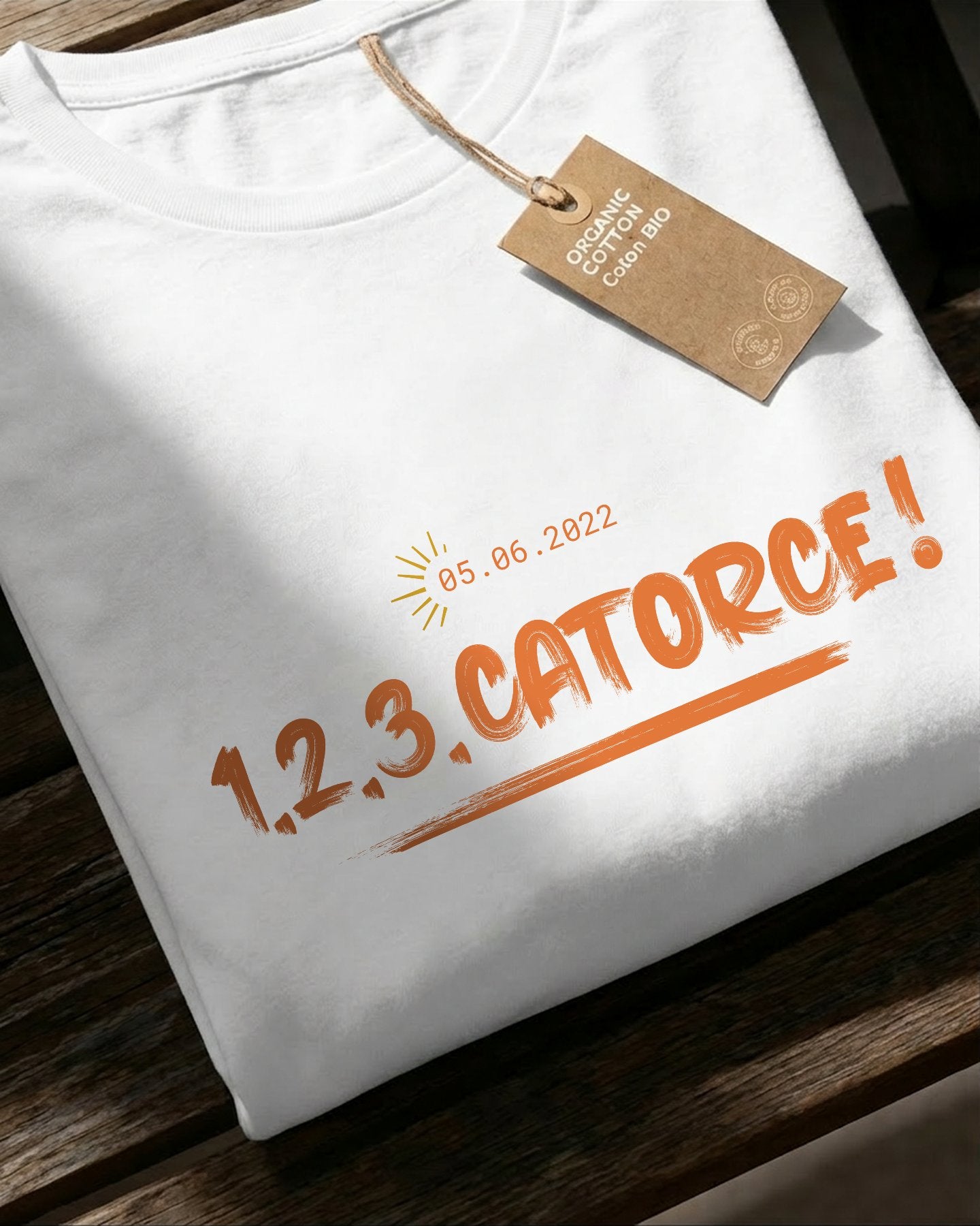 Catorce - T-shirt_blanc_packshot_ia